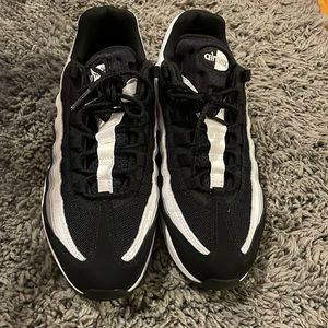 COPY - AIR MAX 95 ESSENTIALS 'GREY SHADES'